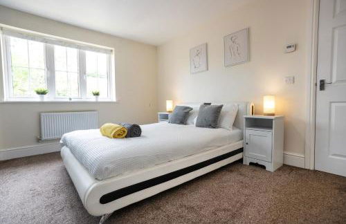 Boyton House Sleeps 14 Long Stays Parking Wi-Fi - Foto 32