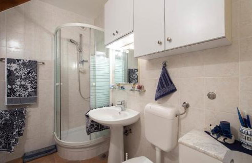 Beautiful Home In Kucice With Wifi - Photo 26