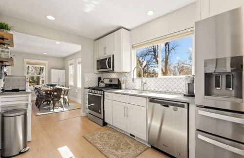 CSU Hideaway King Bd, Backyard Oasis, EV Charger - Foto 65