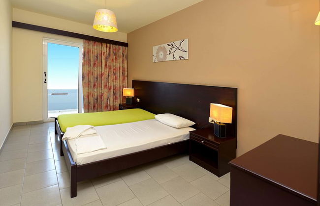 Ialysos City Hotel - Photo 24