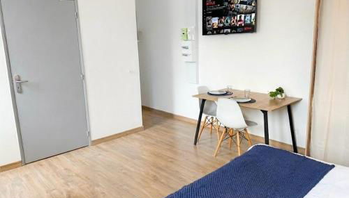 Rare Find Brand New & Fully Equipped Studio - Foto 5