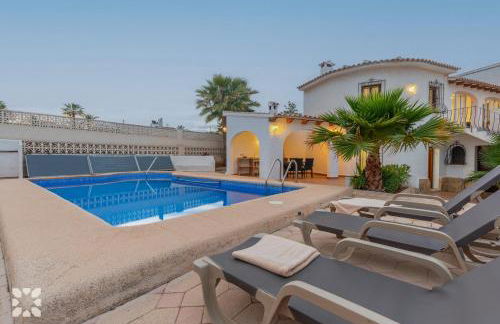 Villa Esmeralda by Abahana Villas - Photo 21