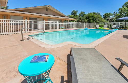 Charming 2 Room La Mesa Casita w/ Pool, BBQ & Yard - Photo 16