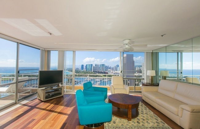 Spacious One Bedroom Harbor View Condos at Ilikai Marina With Private Balcony - Foto 74