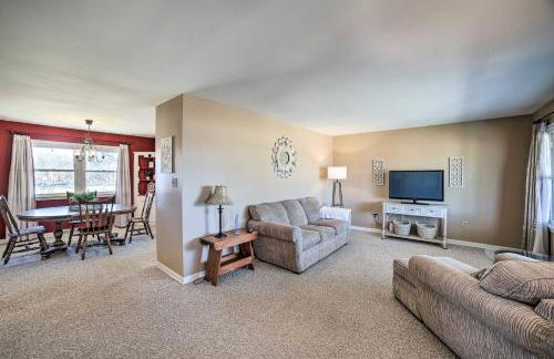 Rural Seneca House with Yard Near I-80 - Foto 1