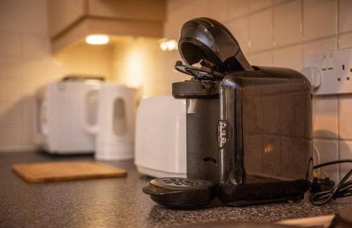 Two Bedroom Apartment By Beds Away Short Lets & Serviced Accommodation Close to Kidlington Airport and Blenheim Palace - Foto 18