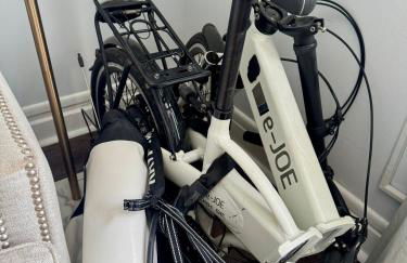 Sunny Jersey City 1BR, 25 min to NYC, 15min to EWR, King Bed, Hammock & Park Views - Foto 16