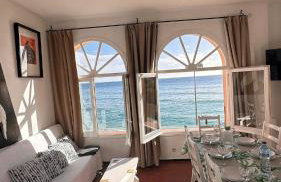 Apartamento con jardín a 11 metros de la playa. CG. - Foto 21