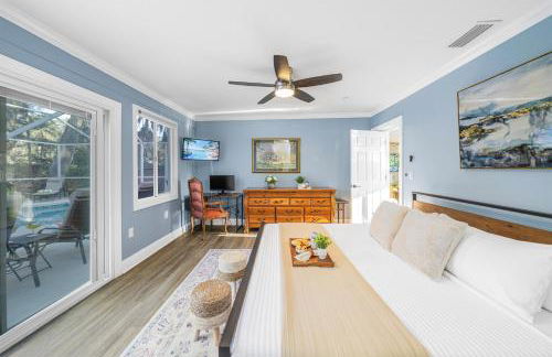 Stunning Gem Home w Heated Salt Pool & Game Room - Foto 41