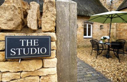 The Studio Cottage - Photo 21