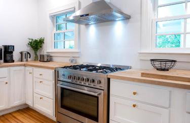 1850 Catskills Farmhouse on 8 acres in E. Durham - Foto 69