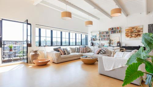 Large Penthouse in unique former Warehouse furnished with premium fittings for a luxurious stay - Foto 2