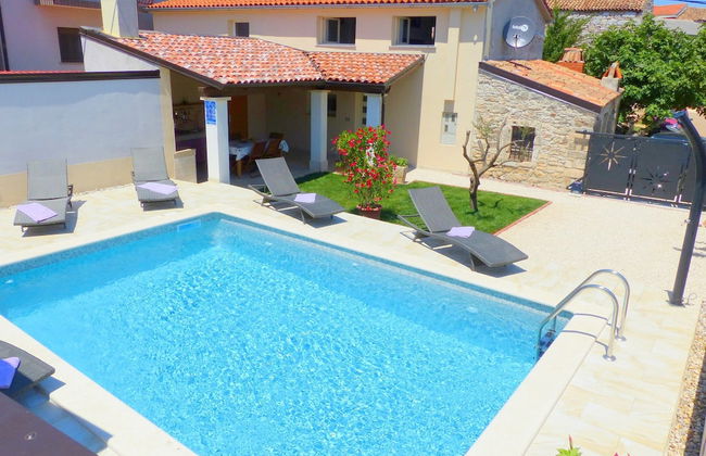 Cozy Holiday Home in Valtura With Swimming Pool - Foto 1
