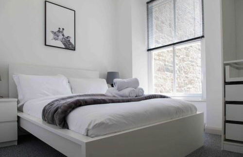 Stunning 2 bed apartment with sea views, Penzance - Foto 22