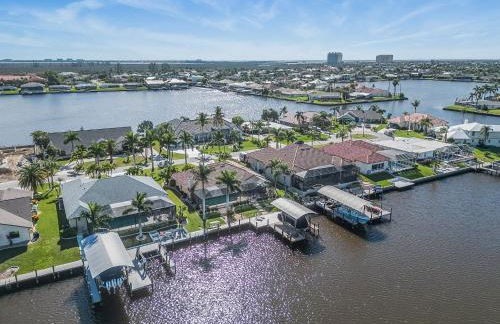 Modern, Luxurious, Waterfront home with Heated Pool - Villa Dock Holiday - Roelens Vacations - Foto 61