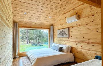 Log Cabin w/ pool, spa, game room, sleeps 20 - Foto 34