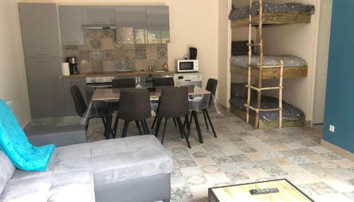 Chalet charmant à Clermont-Créans avec piscine partagée - Photo 4