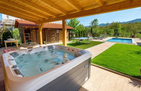 Gorgeous Home In Lovinac With Sauna - Foto 2