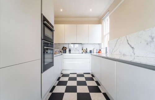 Pinewood Retreat - Photo 11