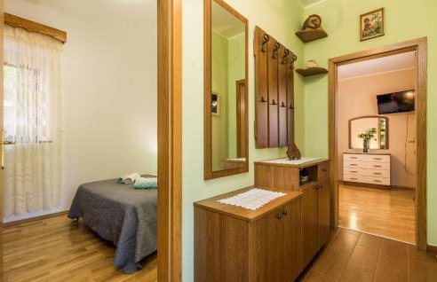 2 Bedroom Gorgeous Home In Veli Brgud - Photo 24