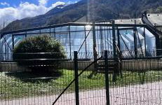 Bel appartement T2 refait à neuf avec piscine couverte de juin à fin septembre, près des stations de ski avec navette et draps et serviettes compris - Foto 12