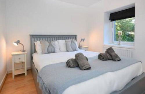 Beautiful cottage a stones throw from the beach. - Photo 13