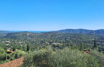 "La Colombe sous les Oliviers" Gîte jusqu'à 4 personnes - 75m2 - Sur Boooking - Rez de jardin Piscine Vue mer et lac - Foto 44