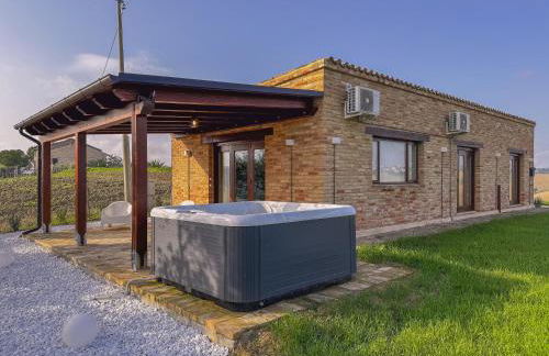 Private Pool & Jacuzzi with View by Host Hero - Foto 35