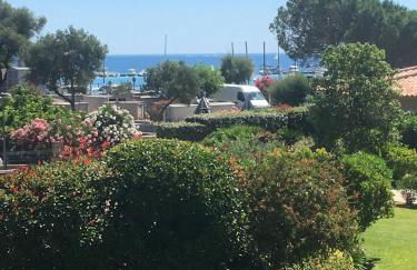 La corse les pieds dans l'eau - Foto 5