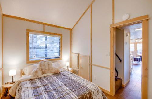 Near Lake Almanor and Golf Cozy Cabin! - Foto 11