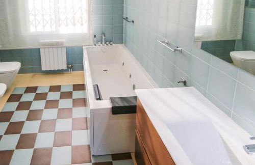 Casa con piscina privada - Foto 8