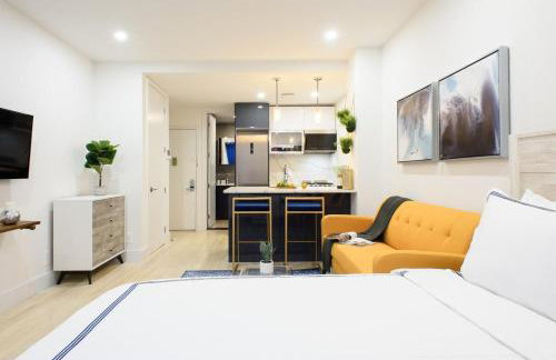 1597-9 Renovated Studio Prime UES WD in unit - Foto 2