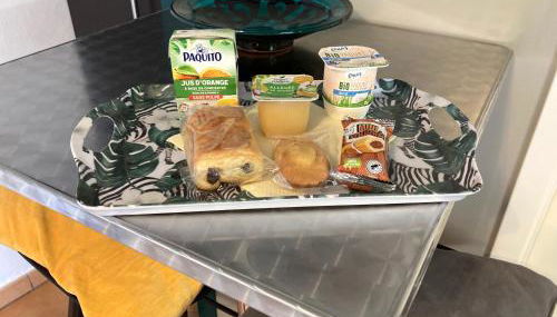 AUX 4 LOGIS - Studio Le City - Petit déjeuner offert 1ère nuit - Foto 5