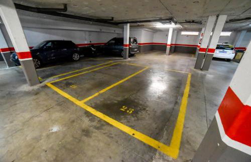 Amplio con Parking, Club y Piscina junto a Sevilla - Photo 25