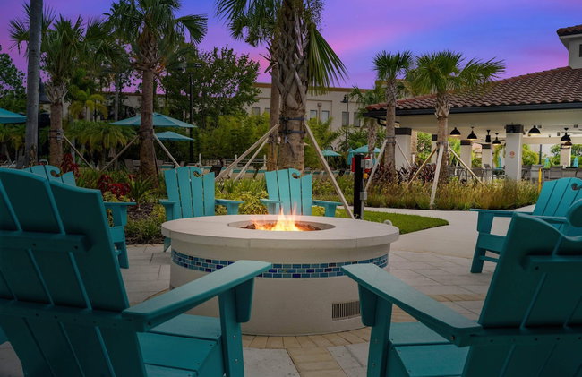 Beautiful LAKEVIEW Deluxe Condo Near Theme Parks - Foto 135
