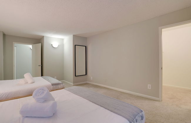 Modern Apt Near Airport & Metro - Photo 6