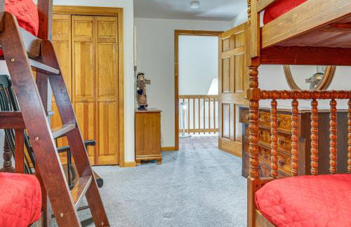 Family Retreat Near Winter Trails in Wakefield! - Foto 21