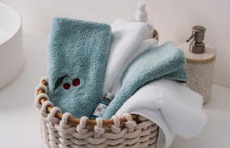 Charming Villa with Pool & Scenic Garden - Foto 33