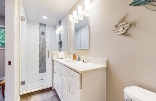 Updated house with enclosed yard, patio, central AC, & washer/dryer - Foto 19