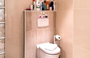 Exclusive Authentic Riviera Villa - Private Pool, Pétanque Court, Panoramic Mediterranean Sea & Estérel Mountain Views - Foto 19