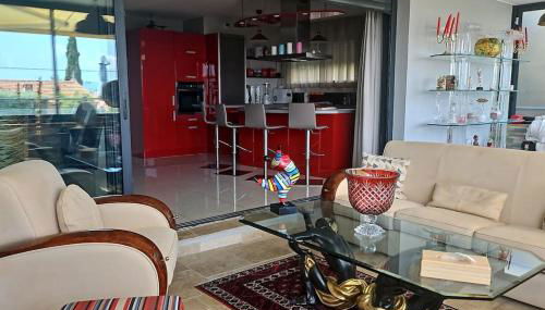 Petit Paradis à Bandol t4 piscine clim Parking Fibre Coffre-fort - Foto 5