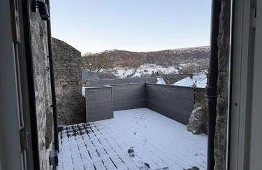 Northcliffe - Stylish Stone Cottage - Spa Bath - Peak Views - Photo 24