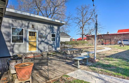 1 Mi to Dtwn Rogers Convenient Getaway with Patio - Foto 22