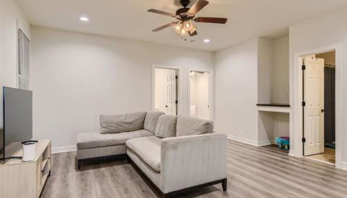 Captivating 4BR Haven with Park View near DT - Foto 5