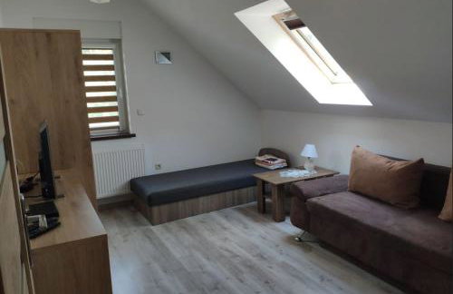 Dom nad rzeką - Foto 8