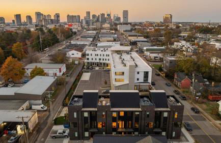 The Chestnut - Brand New Rooftop Skyline Views - Foto 63