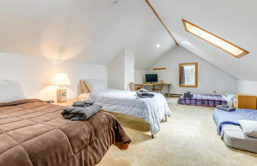 3 min to Mt Snow with FREE Shuttle! Family-Size fun, Wood fireplace, 2 living rooms, Arcades - Foto 36