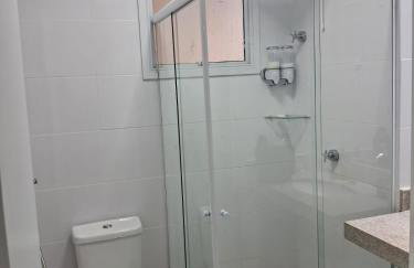 Show de apartamento na Praia do Morro - Guarapari - 3Q - Área externa com churrasqueira - 2 vagas garagem - Wifi - 100m da praia - ar condicionado - Foto 25