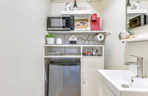 Dock, Deck and View Lakefront Chippewa Falls Studio - Foto 9