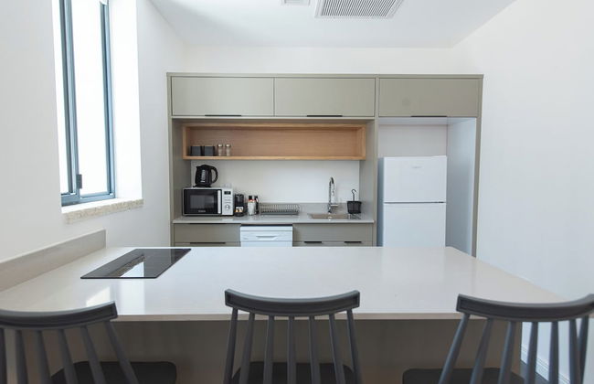 PORT CITY HAIFA - Flea Market Luxury - Foto 19